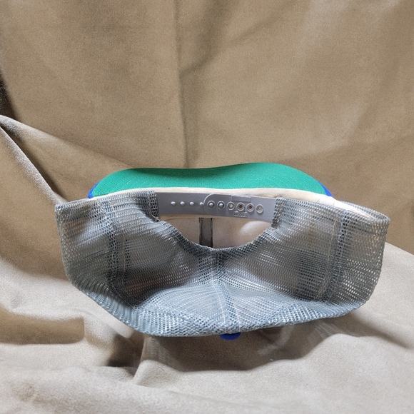 Vintage 80s Dallas Cowboy's NFL Trucker Hat (Made In U.S.A.) - Picture 5 of 7